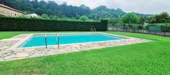 Apartment 'Romántico Con Piscina' with Mountain View, Shared Pool and Wi-Fi