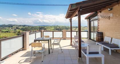 Holiday Home 'La Centinela' with Mountain Views, Private Pool and Wi-Fi