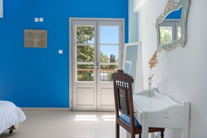 1 chambre, fer et planche à repasser, Wi-Fi gratuit, draps fournis