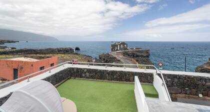 Apartment 'Davide' with Balcony and Wi-Fi