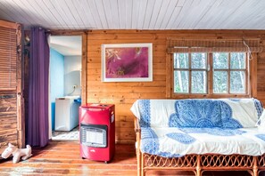 Interior - Cabin 'Del Paso' with Shared Pool, Shared Garden and Wi-Fi (Bolulla)