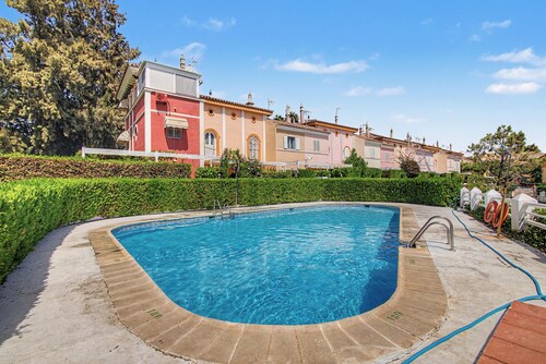 Apartment 'Mirador Del Golf' with Shared Pool, Private Terrace and Wi-Fi