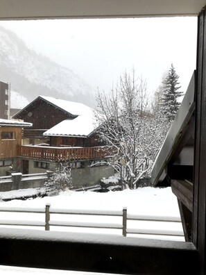 Property grounds - Apartment 'Centre Valloire - Studio Cabine' with Balcony and Wi-Fi (Valloire)