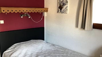 1 Schlafzimmer, Bügeleisen/Bügelbrett, kostenloses WLAN