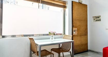 Apartment 'Jp7 Piso 10 Min Sevilla' with Wi-Fi and Air Conditioning