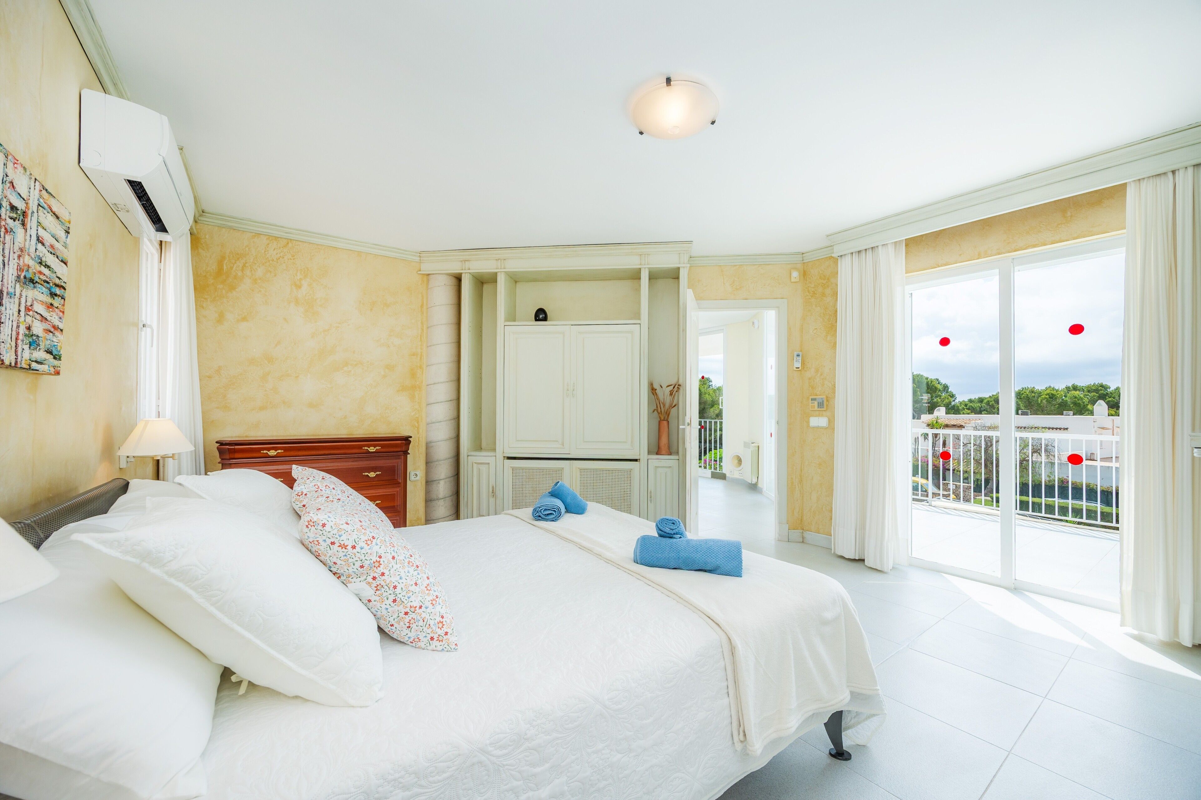 4 Schlafzimmer, Bügeleisen/Bügelbrett, kostenloses WLAN, Bettwäsche