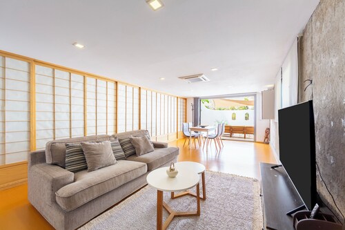 Apartment 'Casa Azahar' with Private Pool, Wi-Fi and Air Conditioning