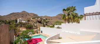 Apartamento 'Casa Azahar' con piscina privada, Wi-Fi y aire acondicionado