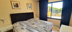 2 habitaciones, wifi gratis y ropa de cama 