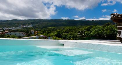 Vacation 'Casa Guimar' with Sea View, Wi-Fi and Air Conditioning