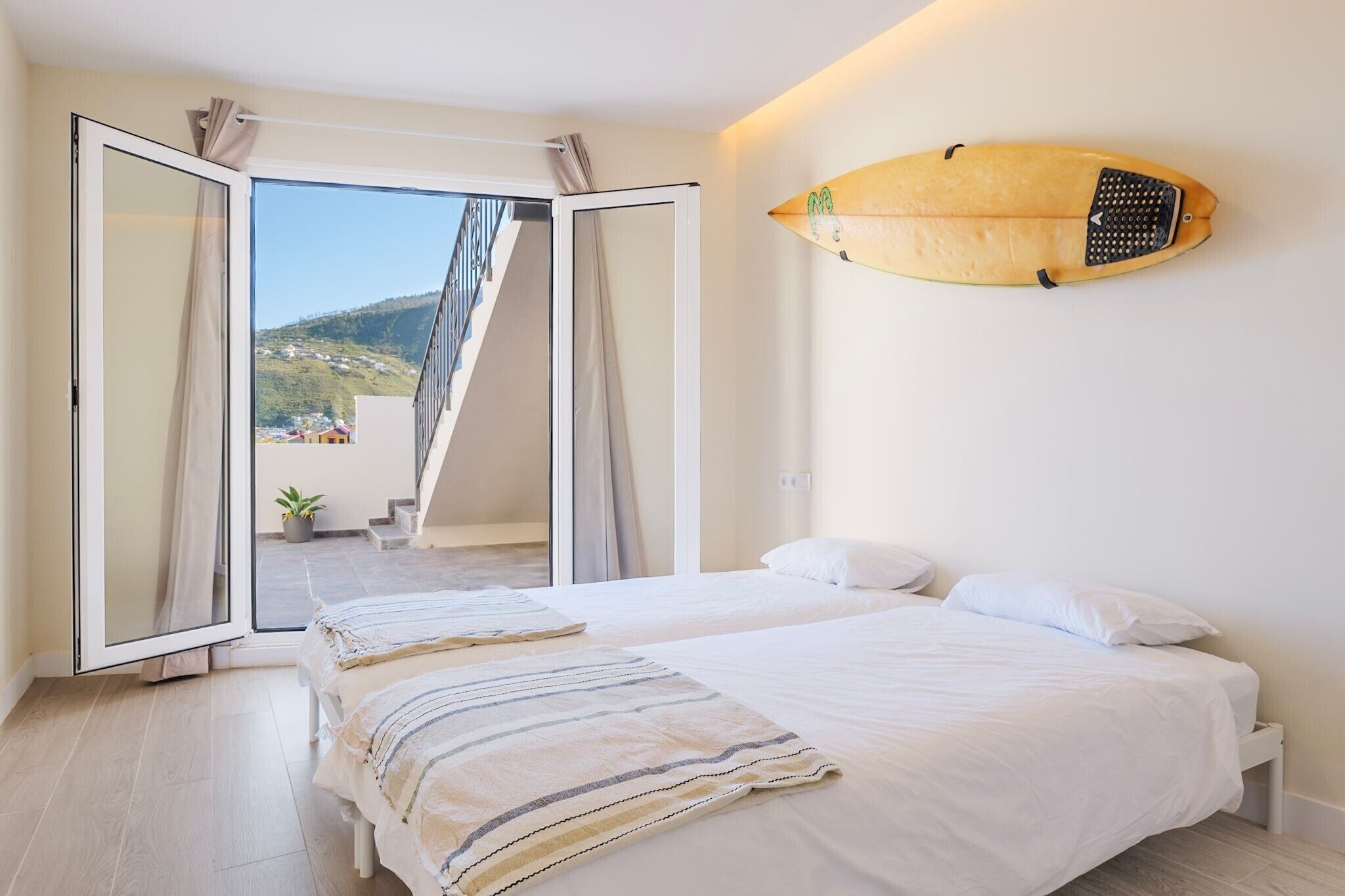 4 Schlafzimmer, Bügeleisen/Bügelbrett, kostenloses WLAN, Bettwäsche