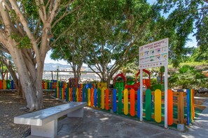 Children's area - Vacation 'Candelaria 1' with Sea View, Wi-Fi and Air Conditioning (Candelaria)