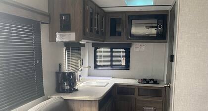 Cozy RV2 with WiFi and AC in the Owyhee's. Jordan Valley Oregon