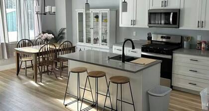 New 3-bedroom townhome in Eagle River