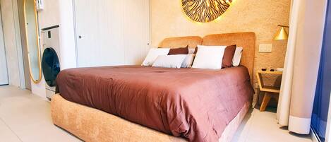 1 bedroom, desk, iron/ironing board, free WiFi