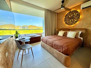 1 bedroom, desk, iron/ironing board, free WiFi - Nature and Ocean View Suite With Hot Tub steps to beach in Santa Marta (Santa Marta)