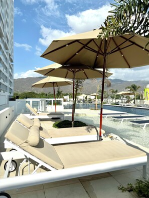 Terrace/patio - Nature and Ocean View Suite With Hot Tub steps to beach in Santa Marta (Santa Marta)