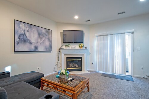 Charming studio with WiFi and AC in serene Leesburg