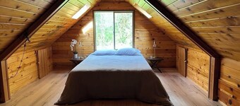 Cozy cabin in the shadow of Mt. Baring
