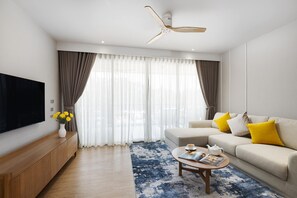 Superior Apartment, 2 Bedrooms, Non Smoking | Living area