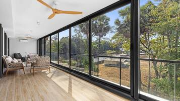 Apartemen Keluarga, 3 kamar tidur, Bebas Asap Rokok, balkon | Pemandangan dari kamar