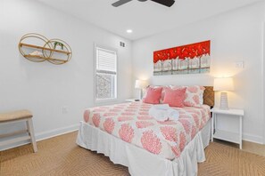 3 habitaciones, escritorio, tabla de planchar con plancha y wifi 