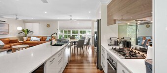 Stratford Serenity - The Perfect Family Retreat