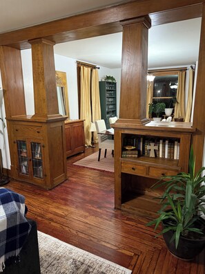 Interior - The Inn on Main Fairfax 4 bedroom, 5 bed, 4.5 bathroom house (Fairfax)