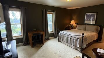 4 slaapkamers, een strijkplank/strijkijzer, wifi, beddengoed