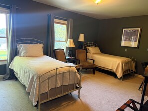 4 Schlafzimmer, Bügeleisen/Bügelbrett, WLAN, Bettwäsche