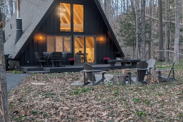 Front of the Cottage with Firepit