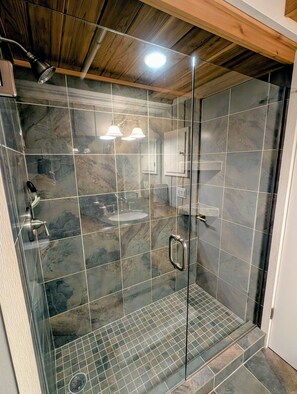 Shower, hair dryer, towels, soap - Harbor Springs Escape, renovated chalet that sleeps 6, near Nubs & Boyne. (Harbor Springs)