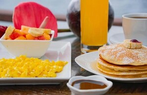 Kontinental frokost hver dag (USD 5 per person)