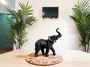 舒適複式房屋, 廚房, 花園景 | 客廳 | 40 吋智能電視連數碼電視頻道、Netflix、串流服務
