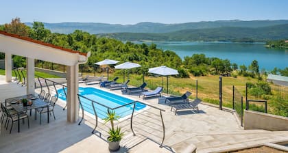 Escape on lake by Interhome