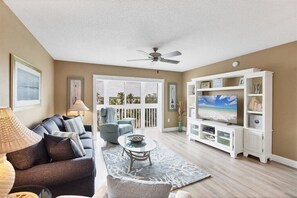 Smart-TV og DVD-spiller