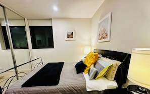 Deluxe Apartment, Garden View