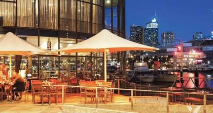 Royal Executive Living Garden Executive