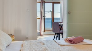 Unclassified image, 4 of 24, button - Beautiful Coastal Apartment in Karlobag (Karlobag)