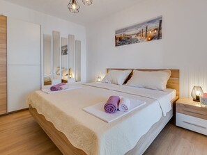 Apartment | 1 bedroom - Beautiful Coastal Apartment in Karlobag (Karlobag)