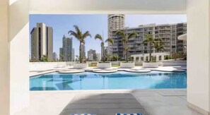 星評価なしの画像、4 / 28、ボタン