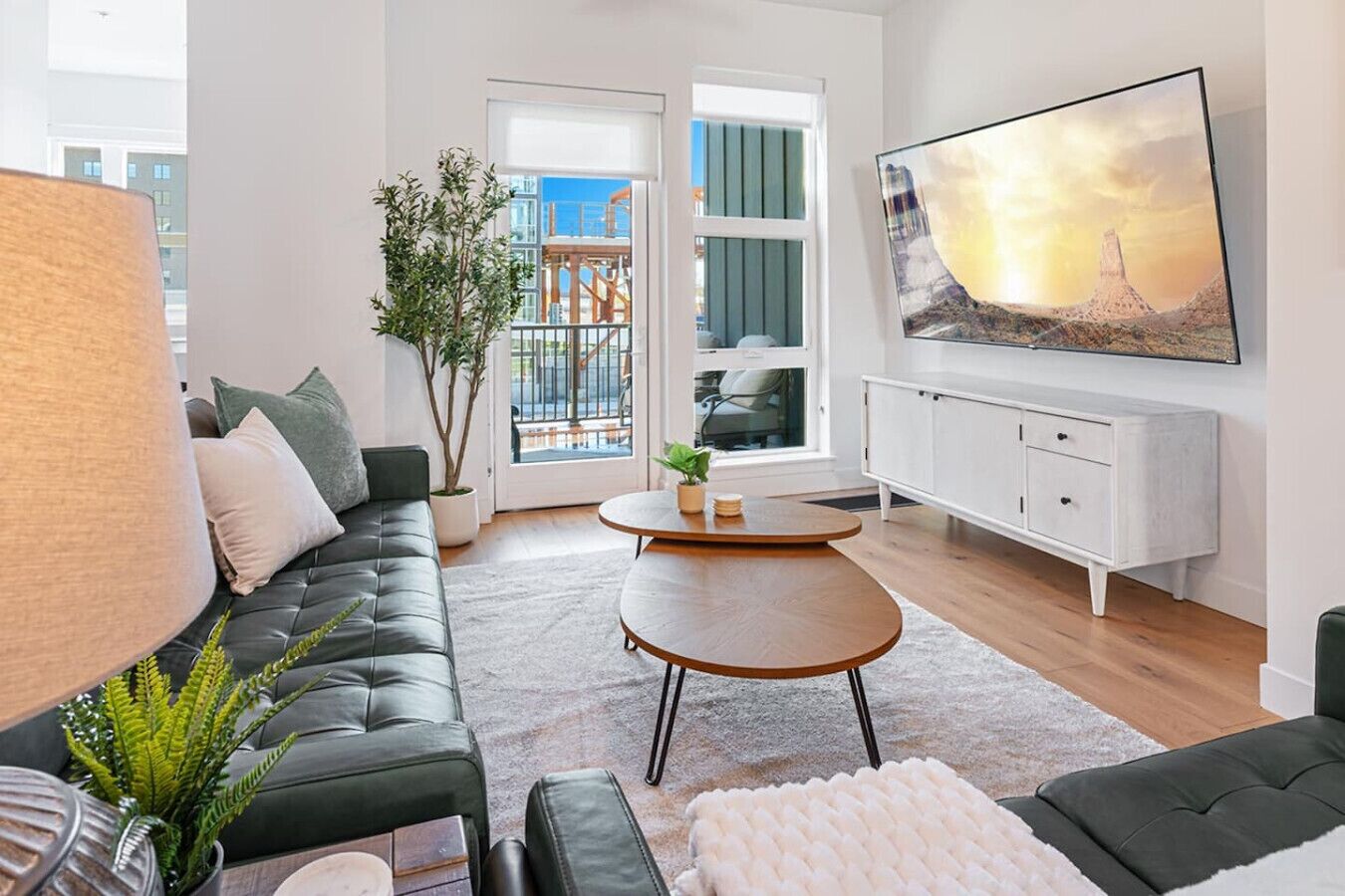 Smart TV, fireplace, video games