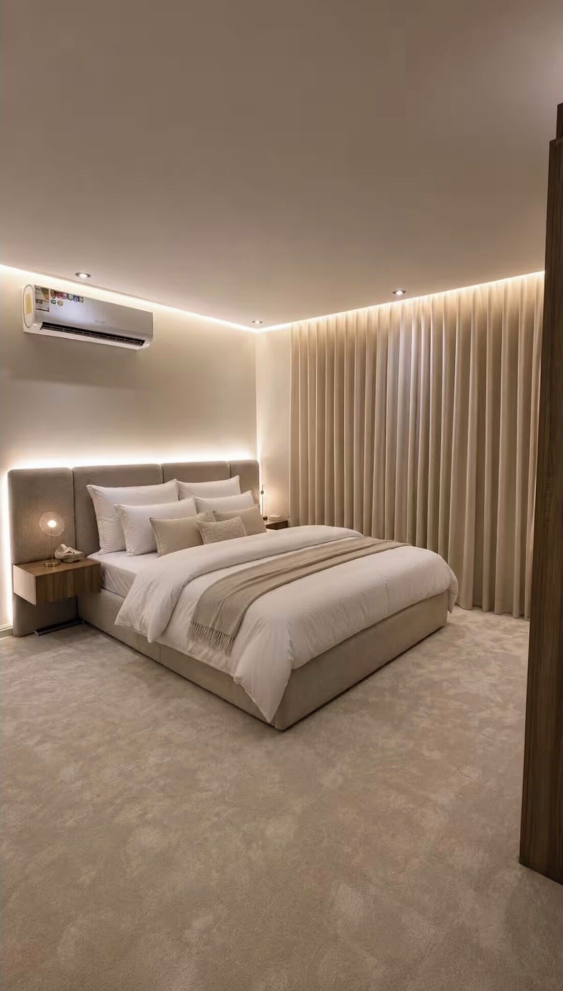 Minibar với thức uống miễn phí, màn/rèm cản sáng, phòng cách âm 