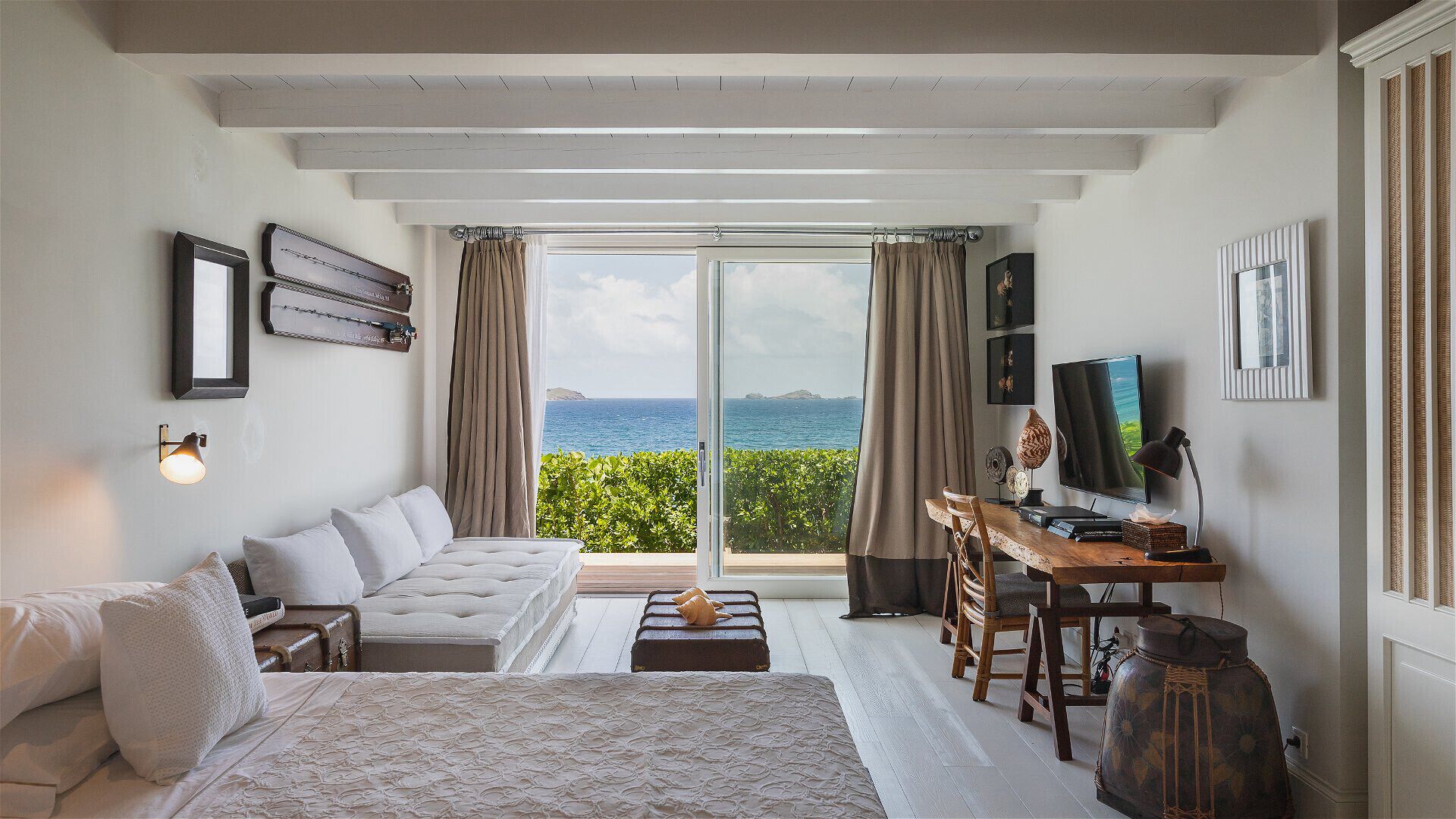 11 chambres, accès Internet, draps fournis