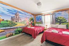 4 bedrooms, desk, iron/ironing board, travel crib - Relax Near Disney, 4BR Home with Pool (Kissimmee)