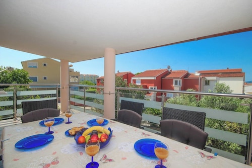 Holiday Apartment Near Tribunj Beach