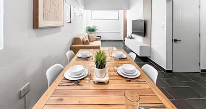 Casa Canova | Centric First Floor Apt @ San Juan