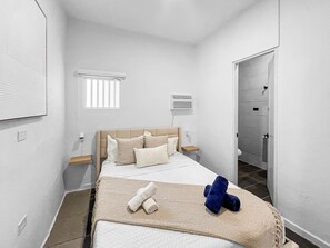 3 habitaciones, escritorio, cuna de viaje y wifi gratis 