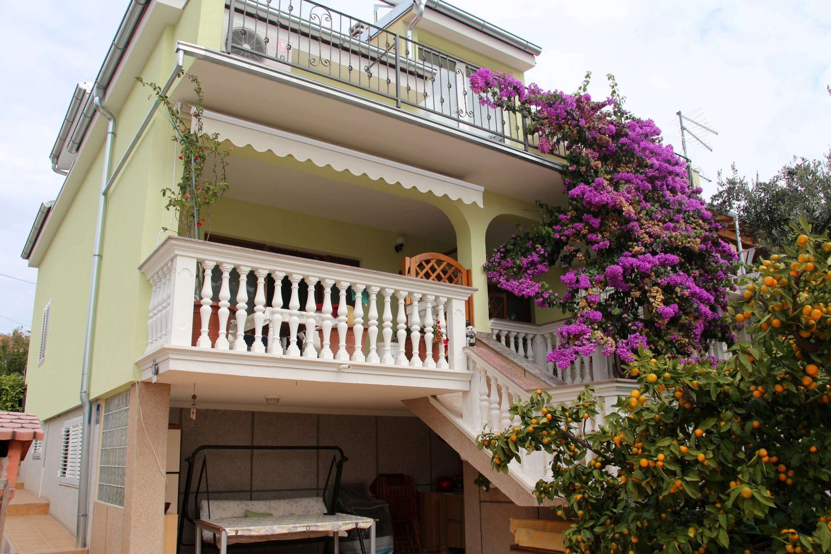 Apartment | Terrace/patio