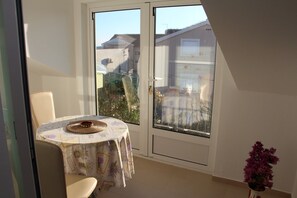 Apartment | Balkon